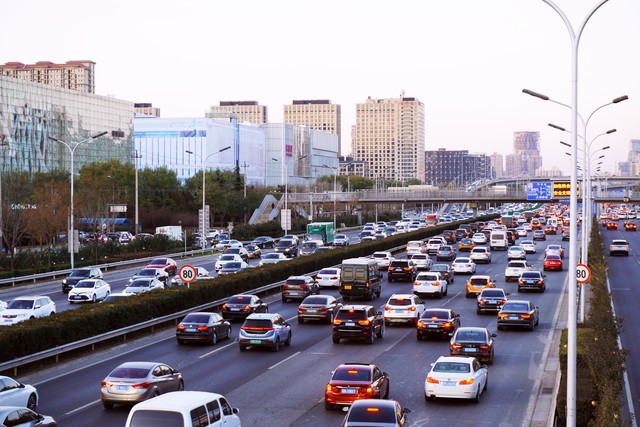鄭州恢復(fù)限行原因分析_鄭州市機動車限行政策_限行